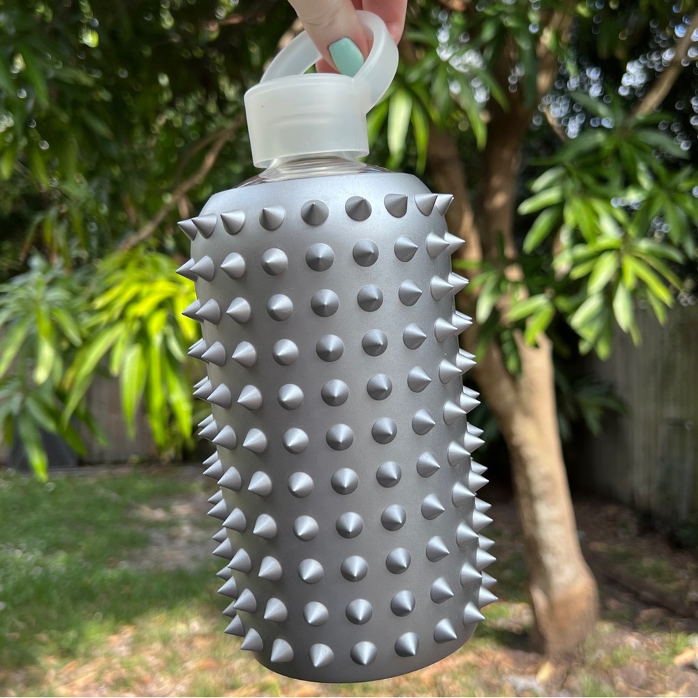 Bkr Spiked Swiss Bank Metallic Silver Big 1 Liter Glass Water Bottle
